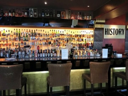 照片: History Californian Grill &amp;amp; Bar